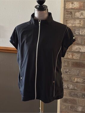 Women's Short-Sleeve Black Zip-Front Jacket with Contrast Piping
